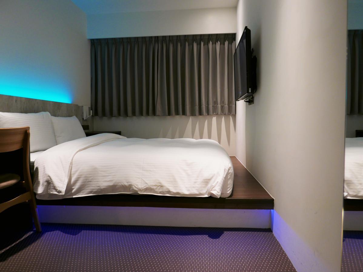 泊居旅店二館 Oursinn Hotel 2 Taipei Esterno foto