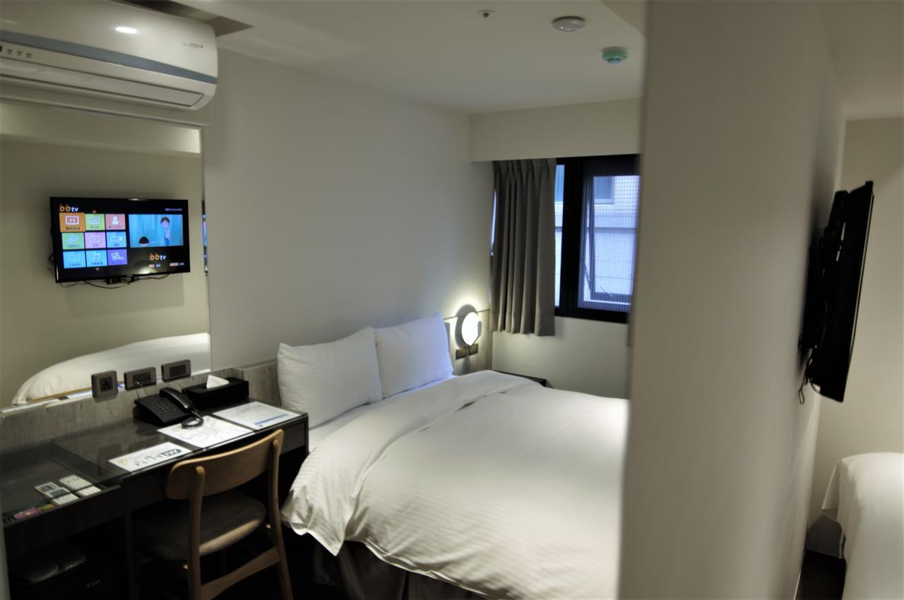 泊居旅店二館 Oursinn Hotel 2 Taipei Esterno foto