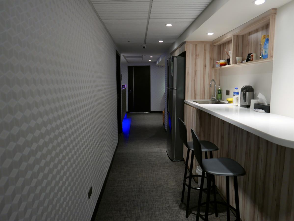 泊居旅店二館 Oursinn Hotel 2 Taipei Esterno foto