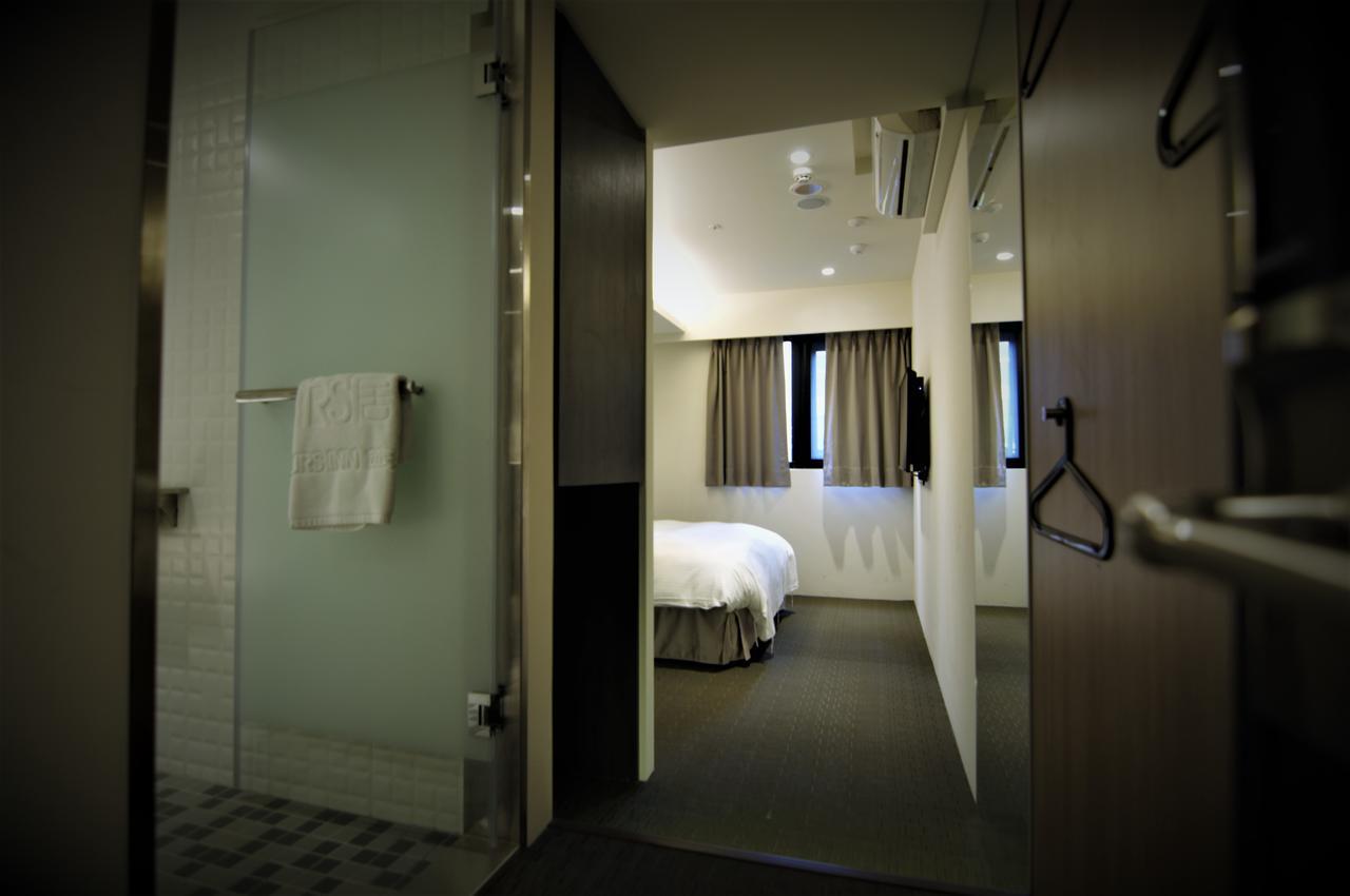 泊居旅店二館 Oursinn Hotel 2 Taipei Esterno foto