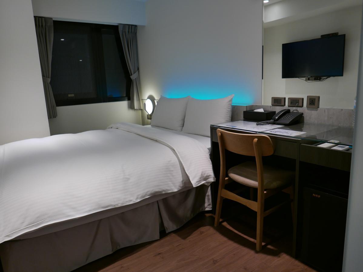 泊居旅店二館 Oursinn Hotel 2 Taipei Esterno foto