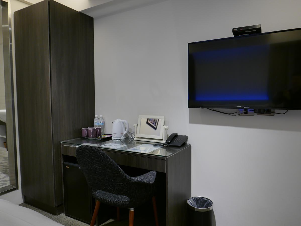 泊居旅店二館 Oursinn Hotel 2 Taipei Esterno foto
