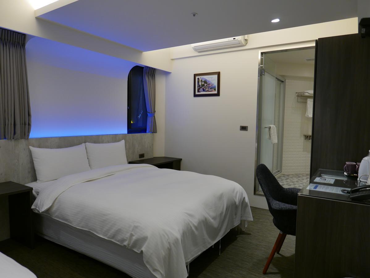 泊居旅店二館 Oursinn Hotel 2 Taipei Esterno foto