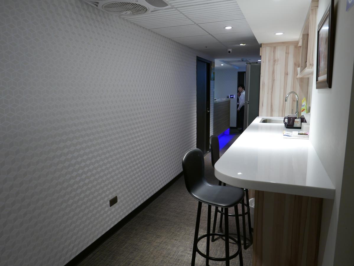泊居旅店二館 Oursinn Hotel 2 Taipei Esterno foto